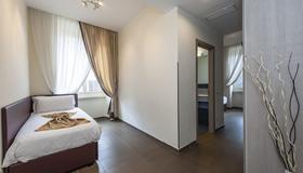 Hotel California - Rome - Bedroom