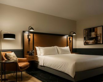 The Lawrence Hotel Lawrenceville, Tapestry Collection by Hilton - Lawrenceville - Спальня