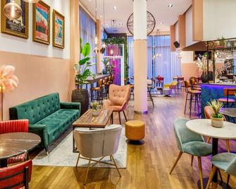 Novotel London Greenwich - Lontoo - Baari