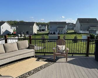 The Cozy Place In Rochester, Ny \nnear Rit - College\npet Friendly - West Henrietta - Balcony