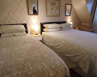 Inverardran House Bed and Breakfast - Crianlarich - Bedroom
