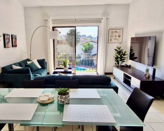 Bright, Peaceful Escape in Prime Escazú - San Rafael de Escazú - Comedor