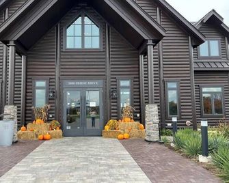 Stunning Stayz Luxury 2 King Suite at Fr - Barrie