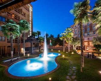 Royal Hotel Carlton - בולוניה - בריכה