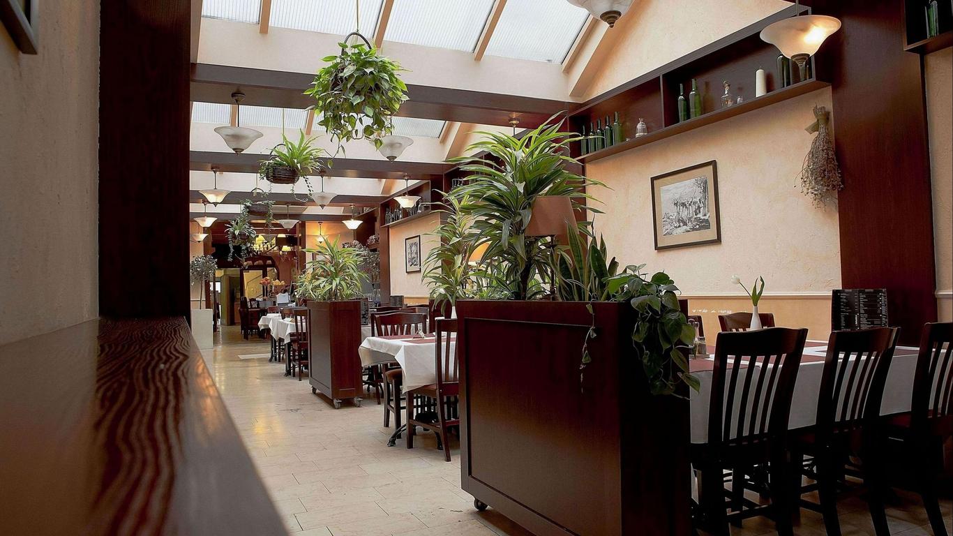 Hotel Floryan Old Town