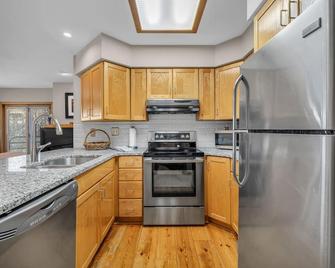 Now Renting Winter 2024-2025 - Park City - Küche