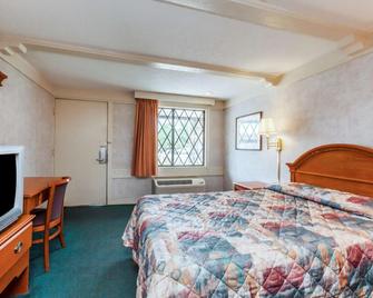 Travelodge by Wyndham Elkton University Area - Elkton - Habitación