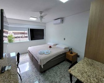 Flats completos e aconchegantes a menos de 1 quadra do Hospital de Clinicas de Porto Alegre - Porto Alegre - Bedroom