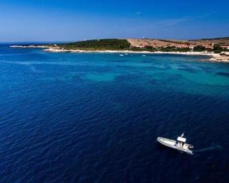 Appartamento Capo Mannu-mandriola - Putzu Idu - Außenansicht