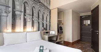 B&B Hotel Milano Sant'Ambrogio - Milan - Bedroom