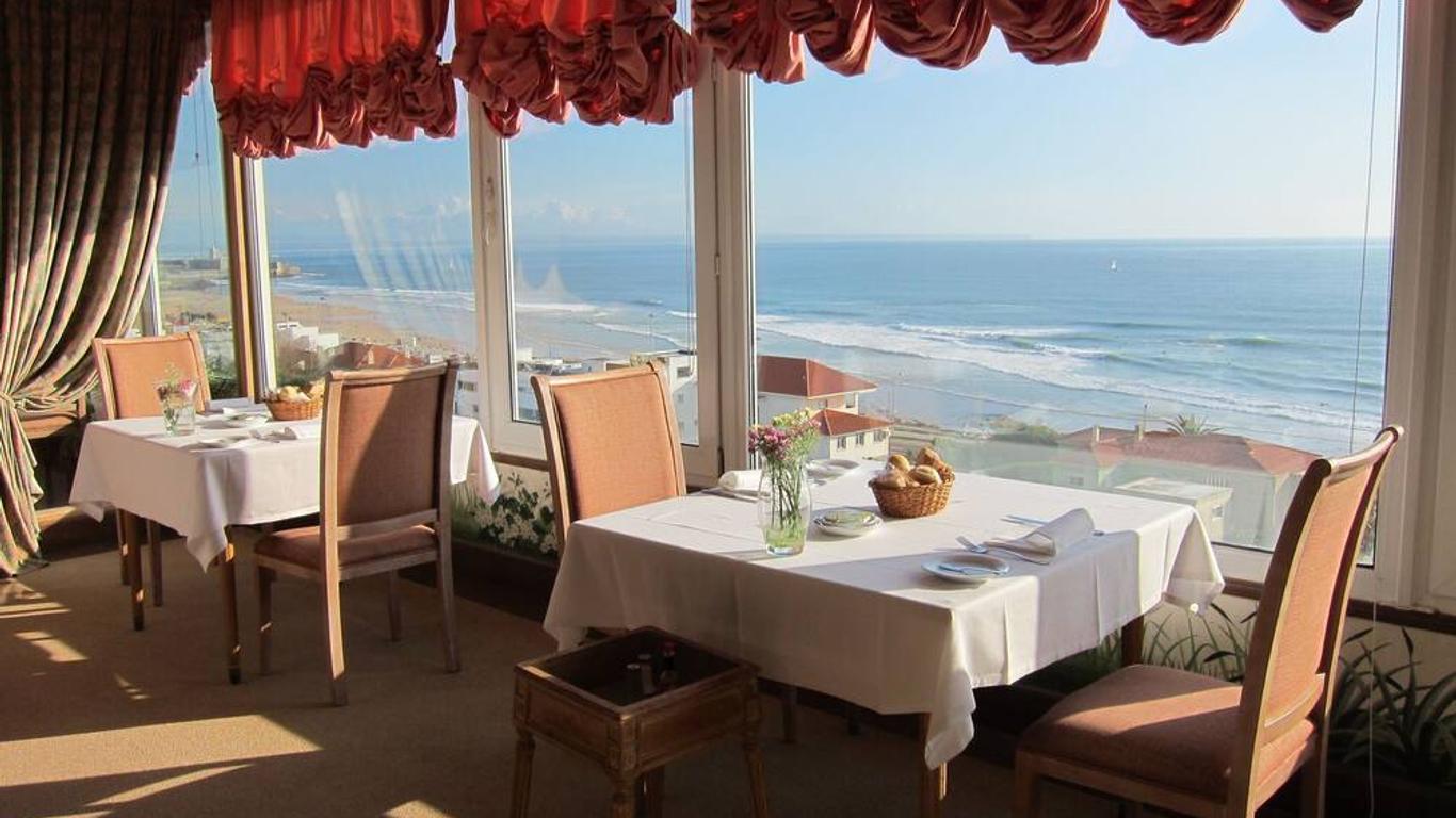 Carcavelos Beach Hotel