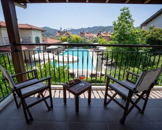 Renka Hotel & Spa - Gocek - Parveke