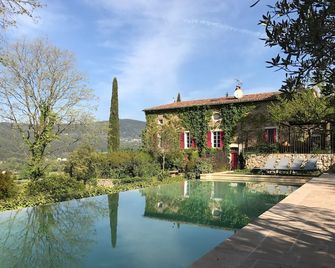 New ! Mas des Oliviers, Draguignan. With a beautiful view ! - Draguignan - Piscina