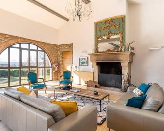 Les Voutes - Beautiful property with swimming pool - Saint-Didier-au-Mont-d’Or - Sala de estar