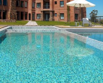 里甄希卓瑪美麗卡酒店 - 蒙特維多 - 蒙得維亞（烏拉圭） - 游泳池