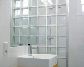 Alcatraz Hotel Am Japanischen Garten - Kaiserslautern - Baño