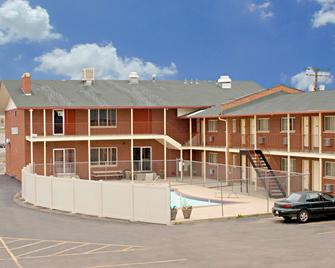 Americas Best Value Inn Greeley Evans - Evans - Building