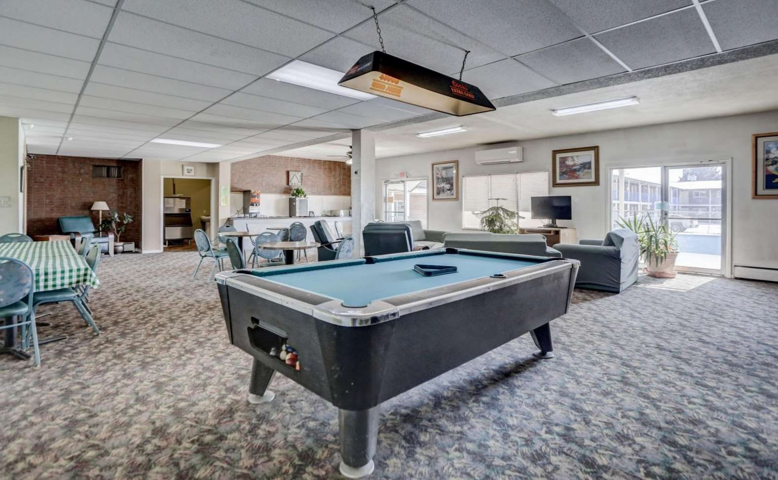 Americas Best Value Inn Greeley Evans thumbnail 3