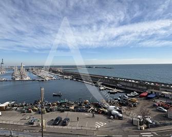 1ere Ligne Port De Sete, 1 Chambre, Pkg, Piscine - Sète - Beach