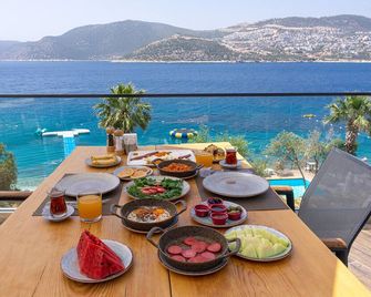 Kalkan Beach Park Hotel - 卡爾坎