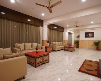 Tadong Tashi Hotel And Spa - Gangtok - Lobby