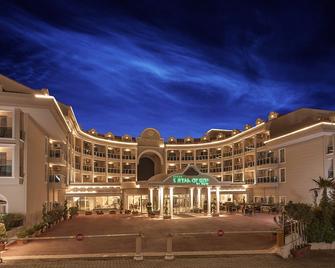 Sultan of Side - Side - Rakennus