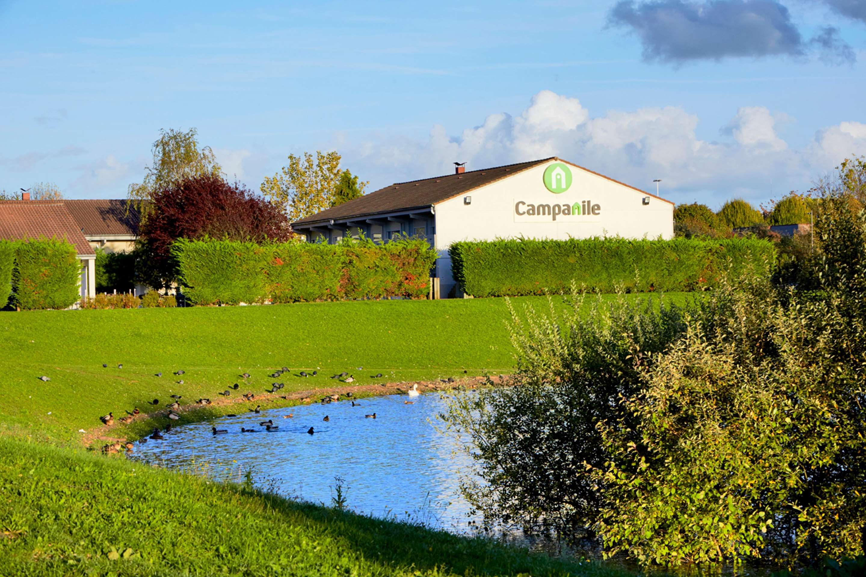 Campanile Metz Est Technopole - Metz - Building