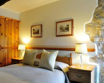 The Castle Arms Inn - Bedale - Bedroom