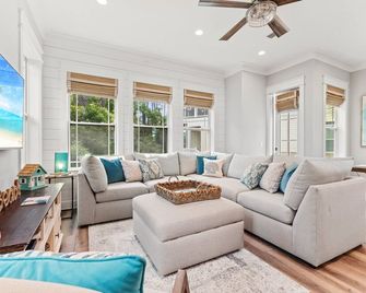Hidden Tides - Rosemary Beach - Living room