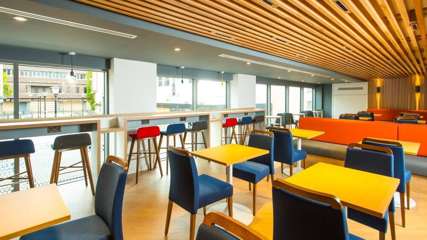 Holiday Inn Express Swindon City Centre By IHG