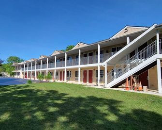 Atrium Inn - Galloway - Building