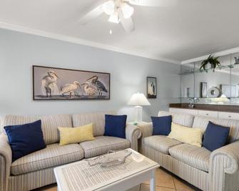 Bare Foot A212 - Clearwater Beach - Living room