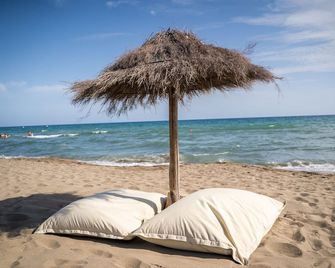 Camping Maremma Sans Souci - Castiglione della Pescaia - Beach