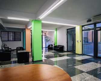 Colors Residence - קלוז'-נאפוקה - לובי