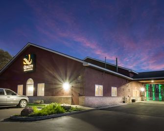 Quality Inn and Suites Steamboat Springs - Steamboat Springs - Byggnad