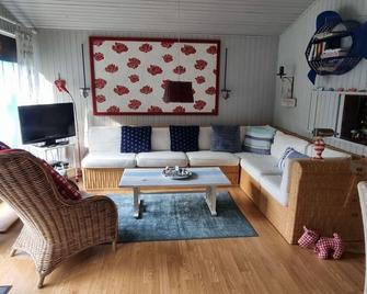 Holiday home Amelie Comfortable Vacation Home - Güby - Sala de estar