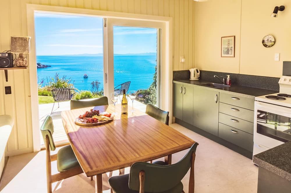 Incredible Bay Views - Kaiteriteri Bach - كايتريتري - غرفة طعام