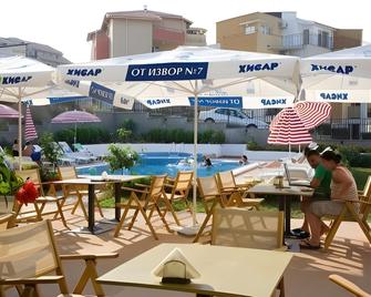 Family Hotel Muses - Sozopol - Zwembad