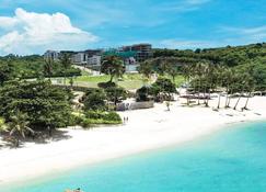 Fernando Condominum Unit Rental - Boracay - Playa