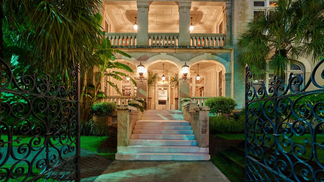 Hotel Havana