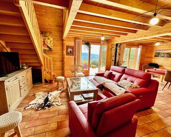 A jewel in a natural setting. An all-wood chalet in a natural setting. - Murat-le-Quaire - Salon
