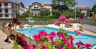 Hôtel Résidence Vacances Bleues Orhoitza - Hendaye - Pool