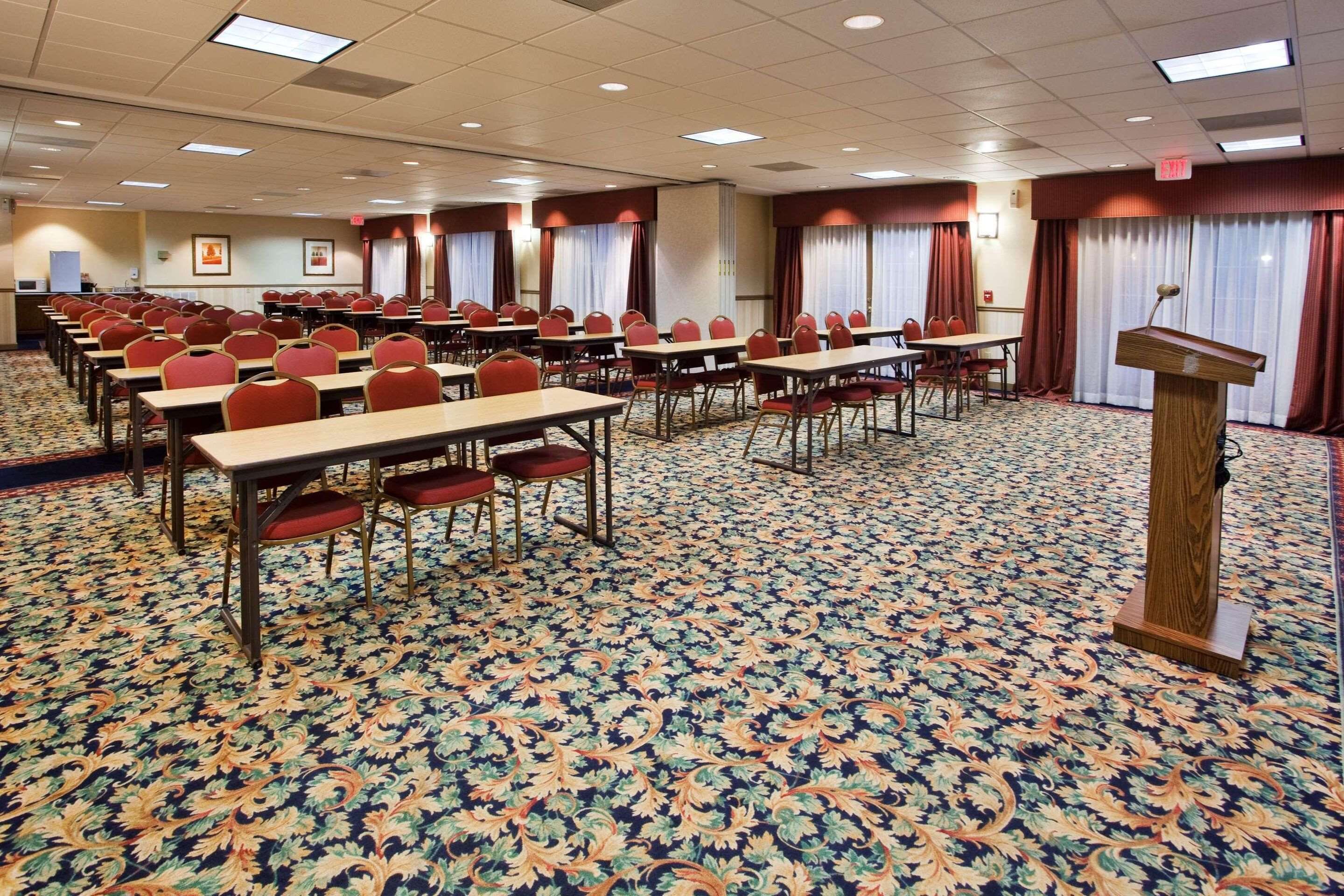 Country Inn & Suites by Radisson, Helen, GA - Helen - Meeting room