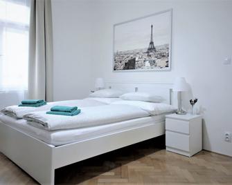 Angel City Apartments - Prague - Bedroom