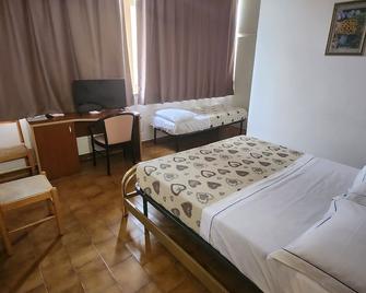 Ambasciata Di Calabria Rooms & Breakfast - Santa Maria del Cedro - Bedroom