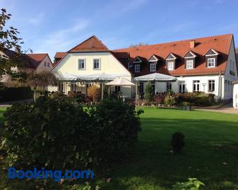 Hotel Prinz Albrecht - Neuzelle - Building