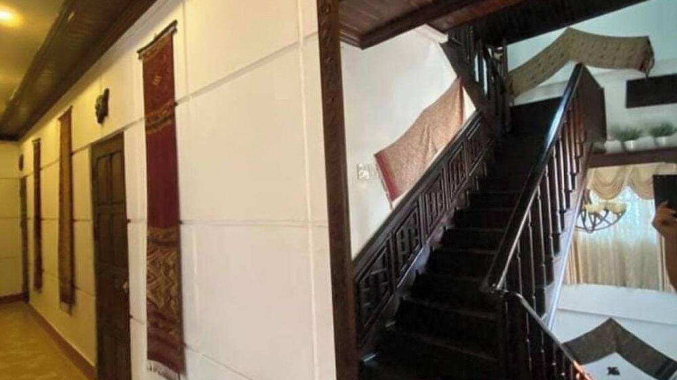 Luang Prabang Bakery & Guest House