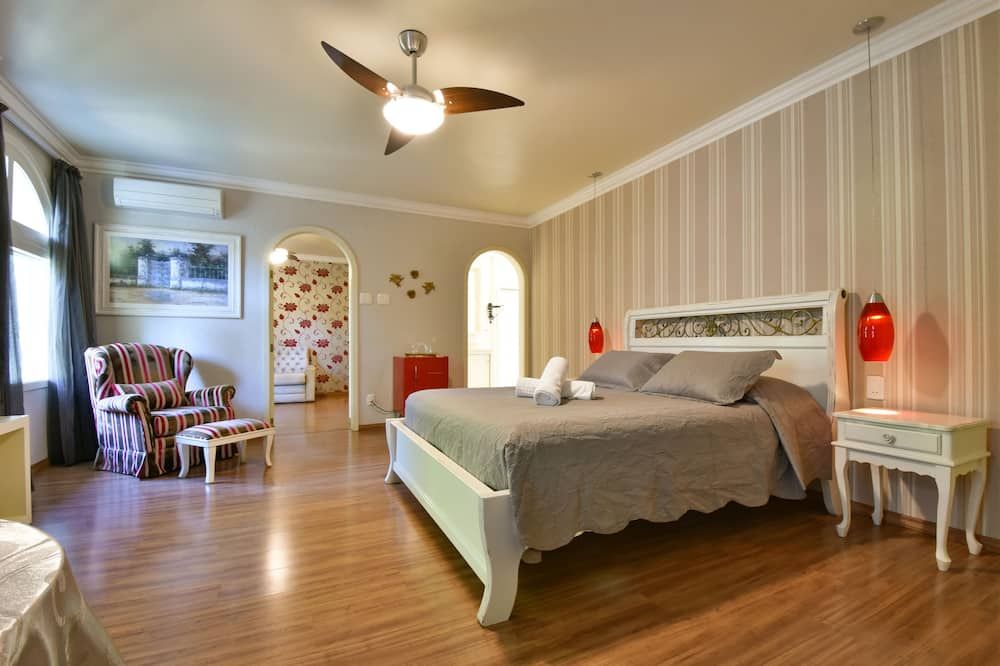 Doce Canela - Pousada de Charme - קאנלה - חדר שינה