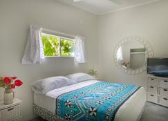 Mama Taras Bungalows - Rarotonga - Bedroom