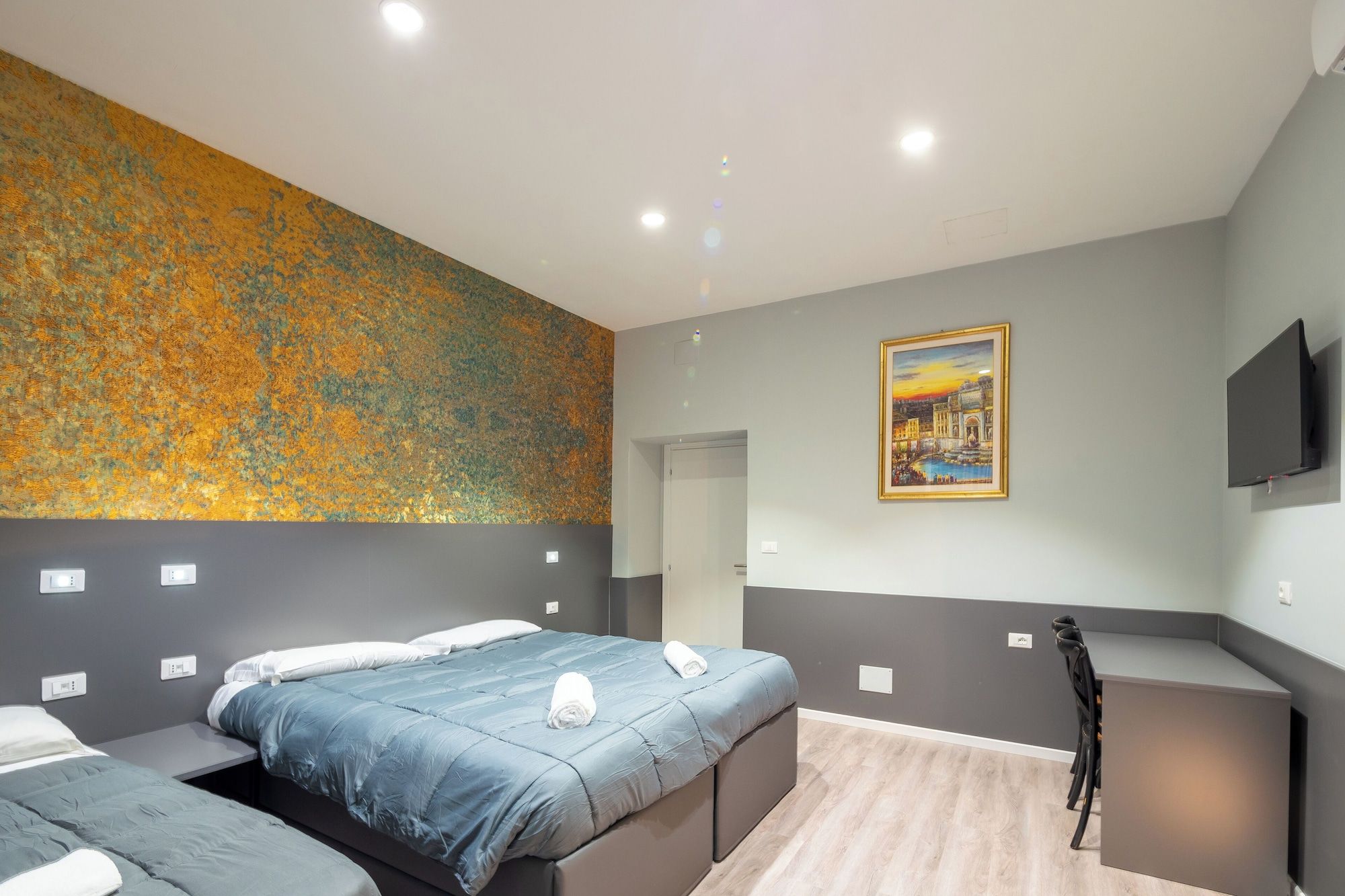 Alessandro Palace & Bar